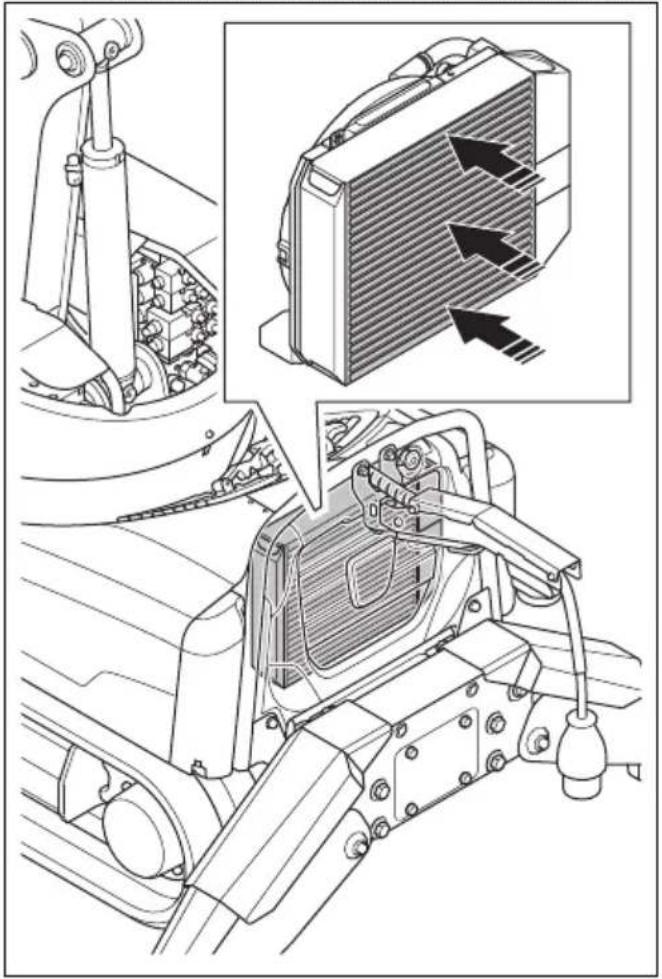 HUSQVARNA TC 130 - De hydrauliekoliekoeler reinigen (DXR 145) - 2