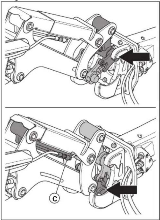 HUSQVARNA TC 130 - To install and remove the tools on the product (DXR 95) - 13