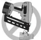DEWALT DC619KA - Importantes consignes de sécurité concernant Les clôueurs - 6