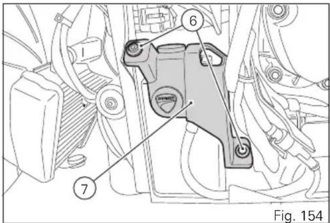 DUCATI Diavel Titanium (2015) - Important - 4
