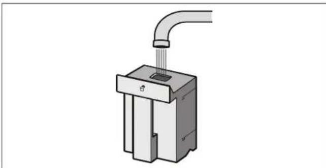GAGGENAU CMP250101 - Remplir le réservoir d'eau et le réservoir pour café en grains - 1