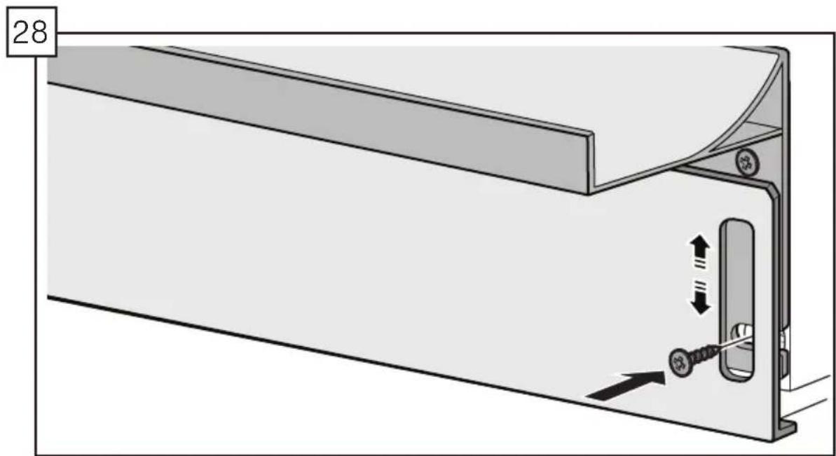 BOSCH SHP865ZP5N - Si el lavavajillas tiene un panel de pie de plástico (L) y panel de pie con ranuras (M), siga estas instrucciones: - 1