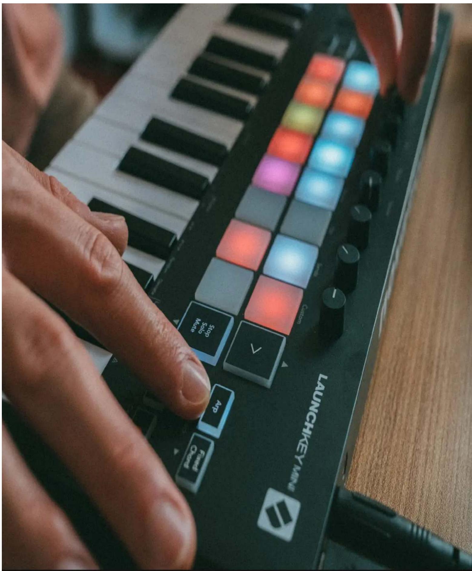 NOVATION Launchkey Mini MK3 - Mode Vegas - 2