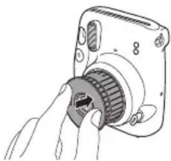 FUJIFILM Instax Mini 11 - 撮影が終わったらレンズ部を押し戻し、電源を切る - 1