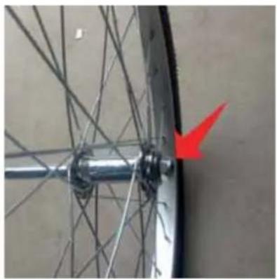 Froggy BTC05 - INSTALLATION DE LES ROUES - 2