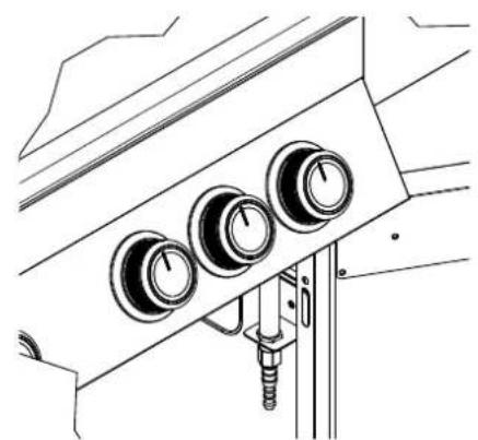 Rösle BBQ Station Videro G3S - Fitting the hose and gas pressure regulator - 3
