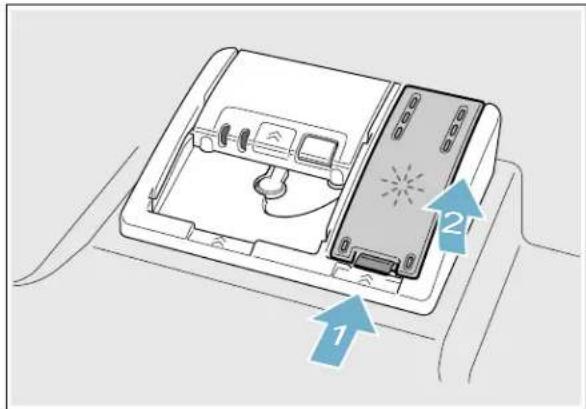 THERMADOR DWHD660WFP - Adding rinse aid - 1