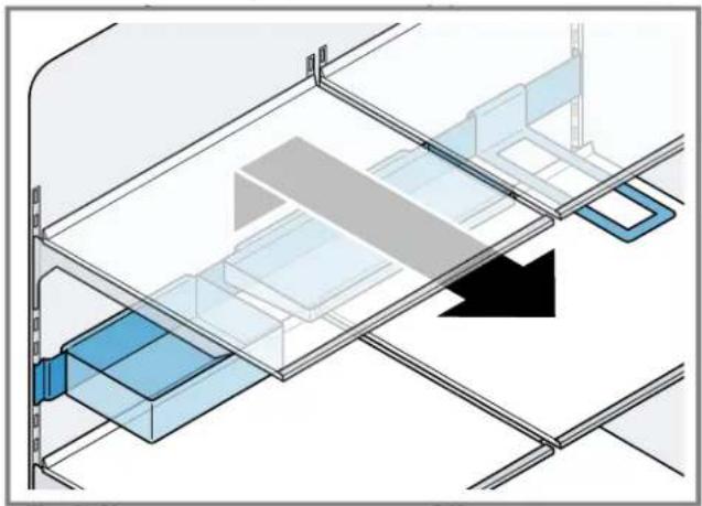 BOSCH B36CT80SNB - Retirer le rail d'équipement - 1