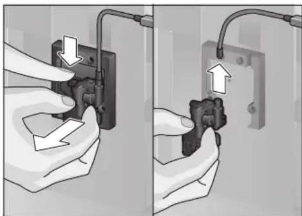 BOSCH BCM8450UC - Limpiar manualmente el sistema de leche - 1