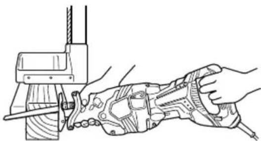 HITACHI CR 13VB - Coupe de bois - 1