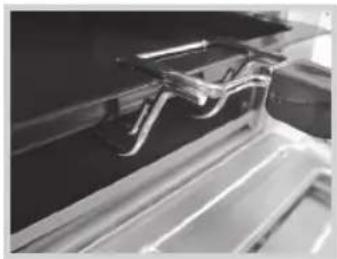 KORONA 57158 - Removing the baking tray/ grill rack - 3