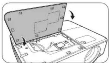 BENQ MW529 - Remplacement de la lampe (POUR PERSONNEL D'ENTRETIEN UNIQUEMENT) - 9