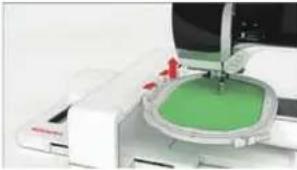 BERNINA 590 - Huiler le crochet - 20