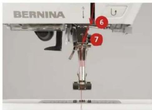 BERNINA 475 QE - Enfiler le fil supérieur - 3