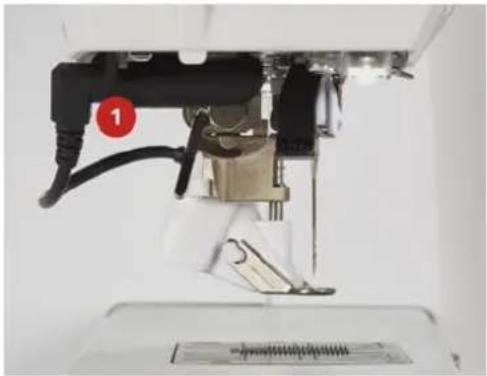 BERNINA 475 QE - Préparation à la couture quilting - 1