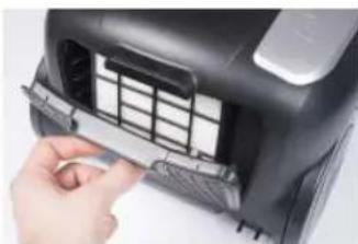 Concept VP8250 - CLEANING AND REPLACEMENT OF THE MOTOR FILTER - 1