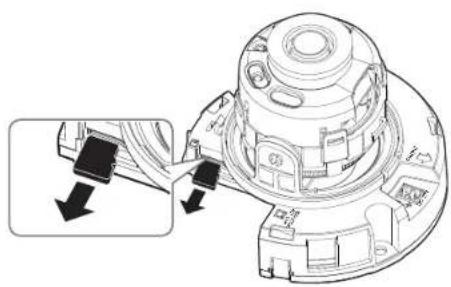 Hanwha QNO6012R - Retrait d'une carte mémoire micro SD - 1