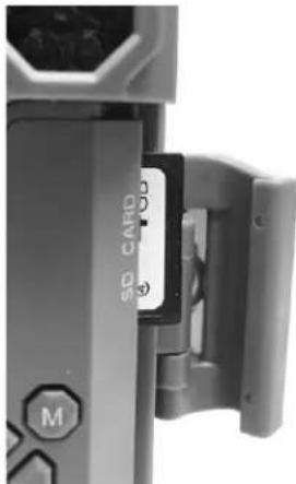 BUSHNELL Core - Insertion de la carte SD - 1