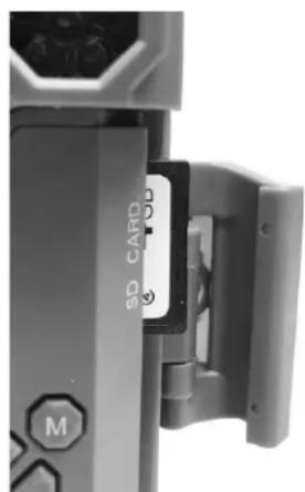 BUSHNELL Core - Inserting the SD Card - 1