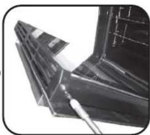 HOOVER HOL03LVX - CLEANING THE DOOR GLASS - 3