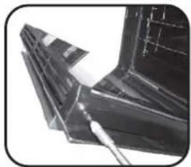 HOOVER HOL03LVX - ČIŠTĚNÍ SKLA DVÍŘEK - 3