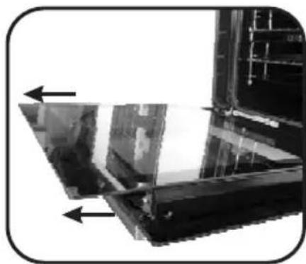 HOOVER HOT7174BIWF - RIMOZIONEE PULIZIA DELLA PORTA IN VETRO - 2