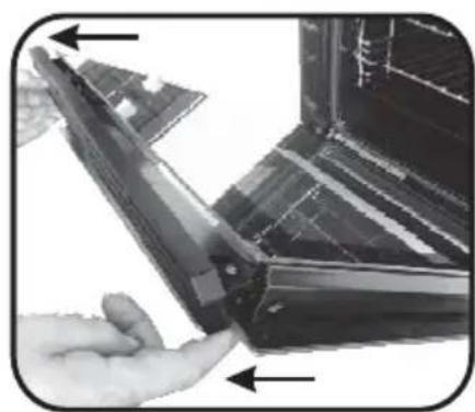 HOOVER HOT7174BIWF - RIMOZIONEE PULIZIA DELLA PORTA IN VETRO - 7