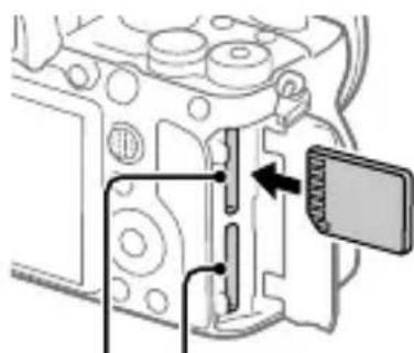 SONY Alpha A9 II - Inserte la tarjeta SD en la ranura 1. - 1