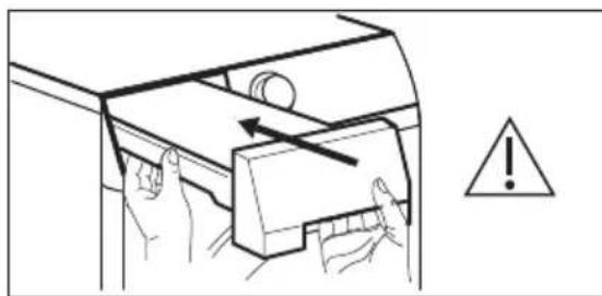 AEG TB5051TW - Vidange du bac d'eau de condensation - 4