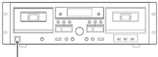 TASCAM 202 MKVII - Appuyez sur la touche POWER pour allumer l'unité. - 1