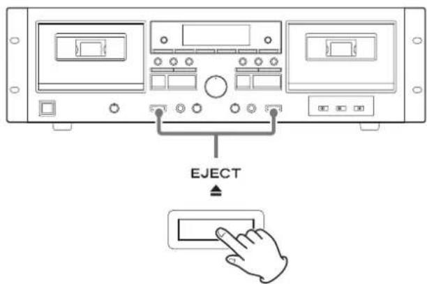 TASCAM 202 MKVII - Press the EJECT (▲) button to open the cassette compartment. - 1