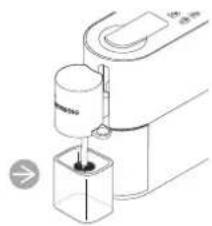 KRUPS Nespresso Atelier XN8908 - Использование в первый раз или после длительного периода простоя - 5