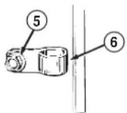 GE IM4D - MONTEZ LE COLLIER DE SERRAGE DE LA CONDUITE D'EAU - 1