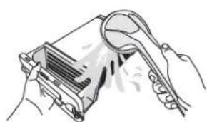 GE GFT14ESSMWW - LE CONDENSEUR DOIT ETRE NETTOYE UNE FOIS PAR MOIS. - 4