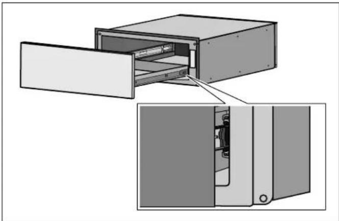 BOSCH HDI8056U - Installing Painter to Housing - 5