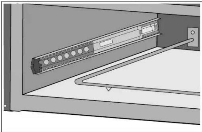 BOSCH HGIP056UC - Installation du tiroir dans le compartiment - 4