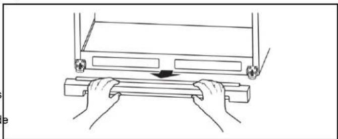 WHIRLPOOL WRF535SWHB - GRILLE DE LA BASE - 1