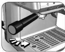Solis Grind & Infuse Compact 1018 - 4.INSERIREILPORTAFILTRO - 1