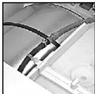 HOOVER VHC 980ATXS - Montare i Componenti del Kit Come di Seguito Riportato: - 9