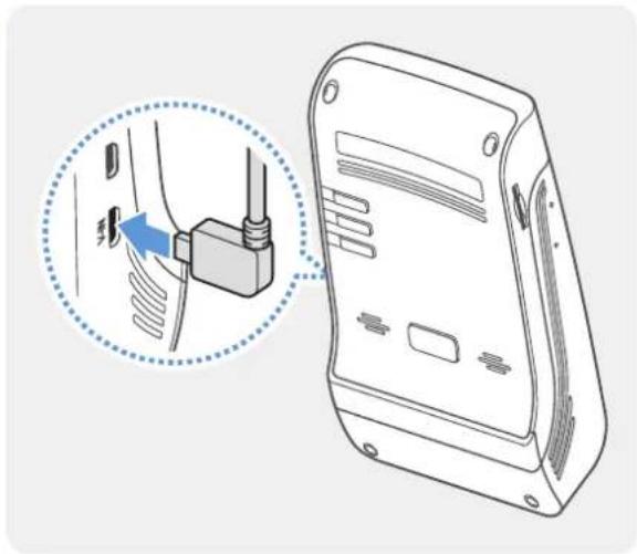 Thinkware U1000 - Raccordement du cable de laamera arrête - 1