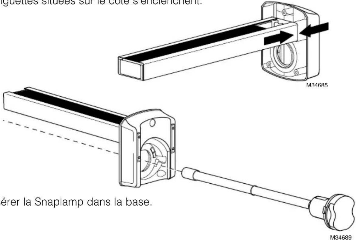 HONEYWELL UV2400U - Couper l'alimentation principale avant l'installation. Les informations sur le modèle sont imprimées sur le couvercle du bloc moteur. - 2