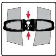 BRITAX Frontier XT - Using the Chest Clip - 1
