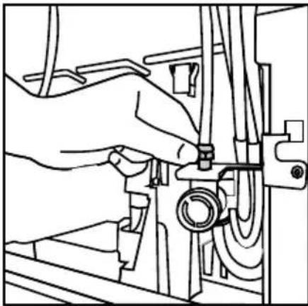 BEKO GNE60530DXN - Raccordement du tuyau d'eau à l'appareil - 3