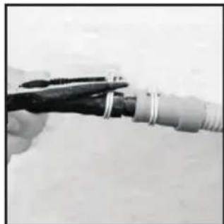 HOOVER LLH D813A2XS - Montare il Kit Come Indicato di Seguito: - 2