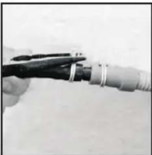 HOOVER LLH D813A2XS - Installes le kit suivant les instructions: - 4