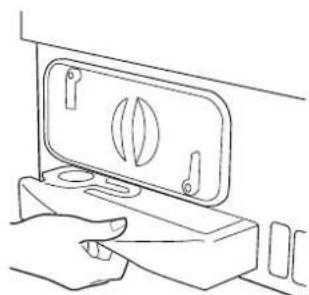 HOOVER HNC 271 XJSY - To remove the container - 2