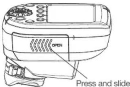 Elinchrom ELSkyport Transmitter Pro - INSTALLING THE BATTERIES - 1