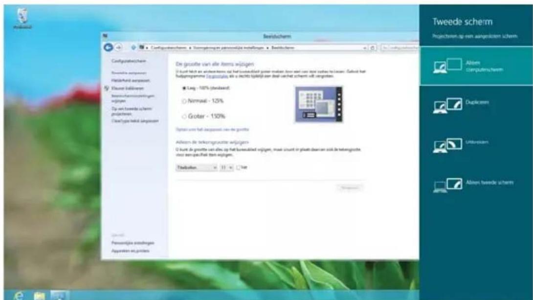 MEDION Akoya E6416 - Externe monitor aansluiten - 1