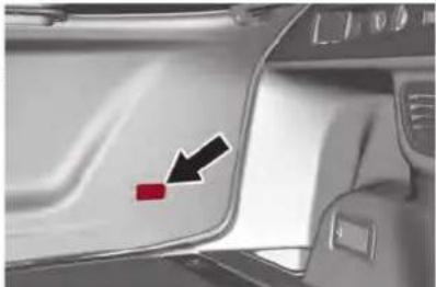 ALFA ROMEO Stelvio (2021) - OUVERTURE DE SECOURS DE L'INTÉRIEUR DU COMPARTIMENT À BAGAGES - 1