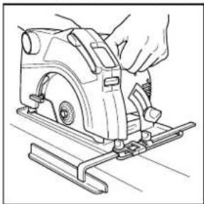 BLACK & DECKER 374456N - FUNZIONAMENTO DELLA SEGA CIRCOLARE - 1